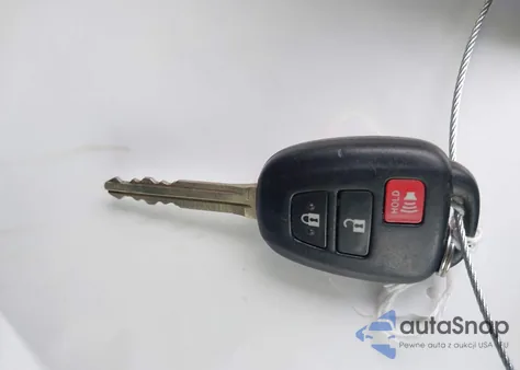 2018 Toyota Rav4 Le из США, поврежденный, VIN JTMBFREV0JJ224476